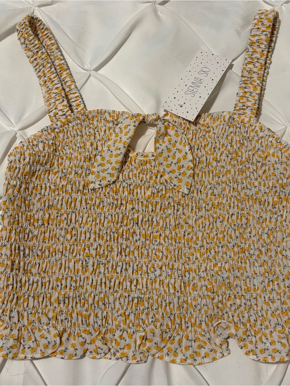 Sienna Sky Floral Smocked Bow Tie Cropped Tank Top Women’s size Medium NWT